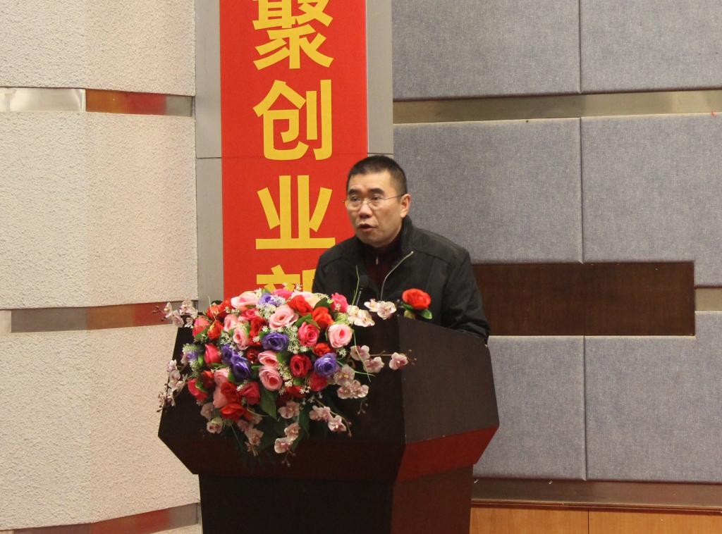 管理学院副院长徐世伟教授致辞
