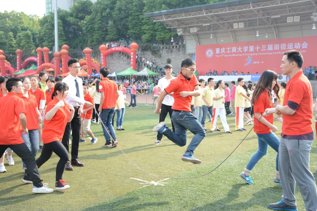 学生集体跳绳比赛